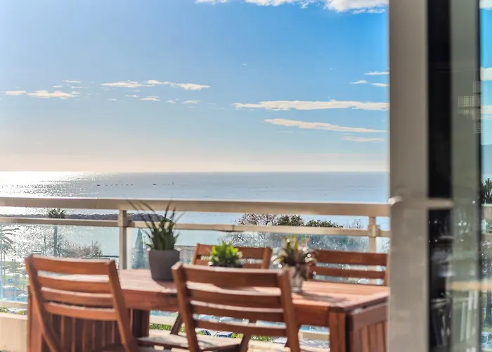 Grand Appartement Balcon Vue Mer 20M Plage Mourillon