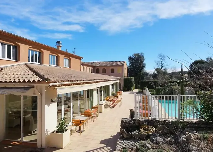 Logis Hostellerie De L'Abbaye